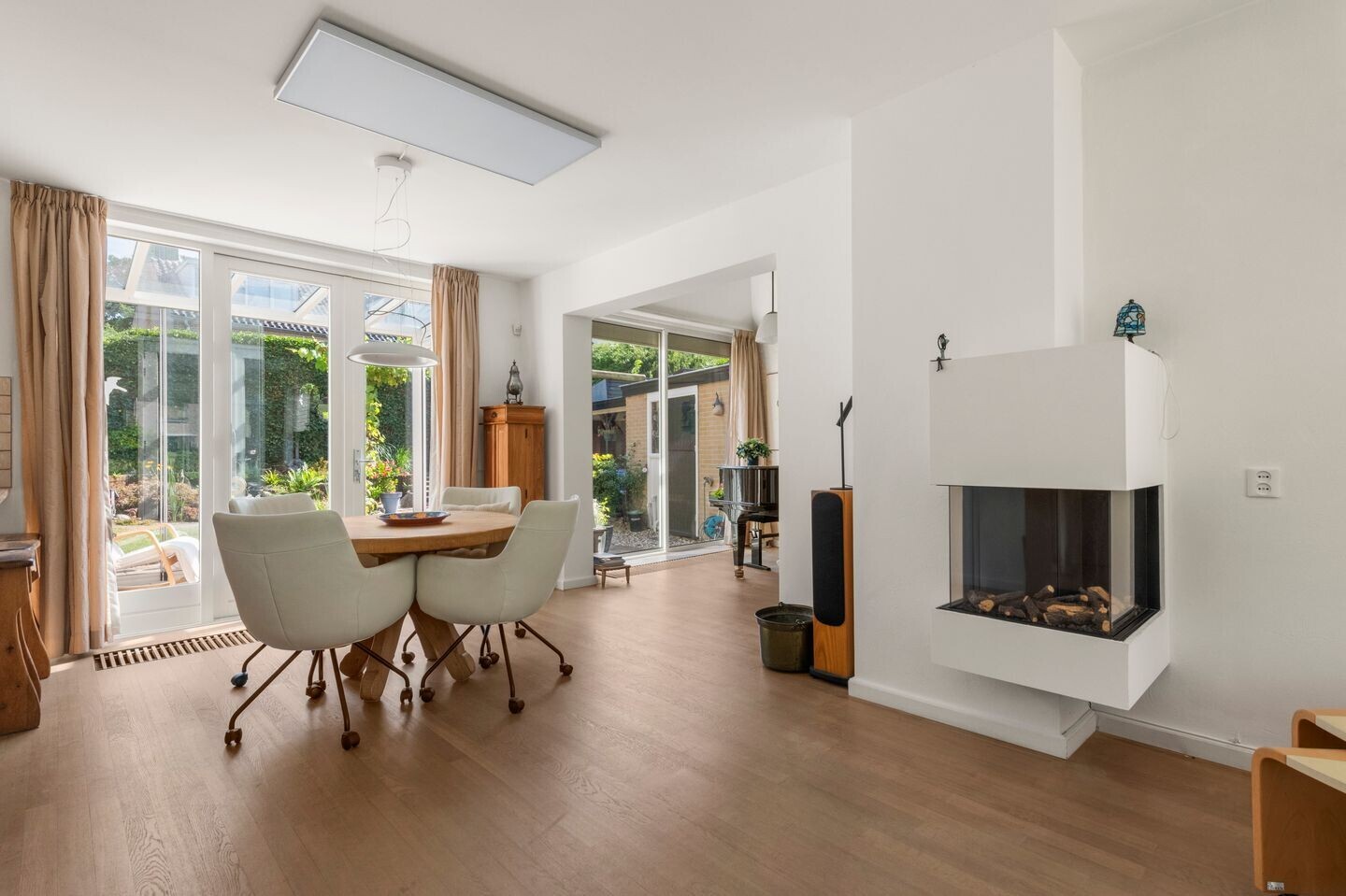 Hoekwoning te koop: Evert Cornelislaan 24, Bilthoven