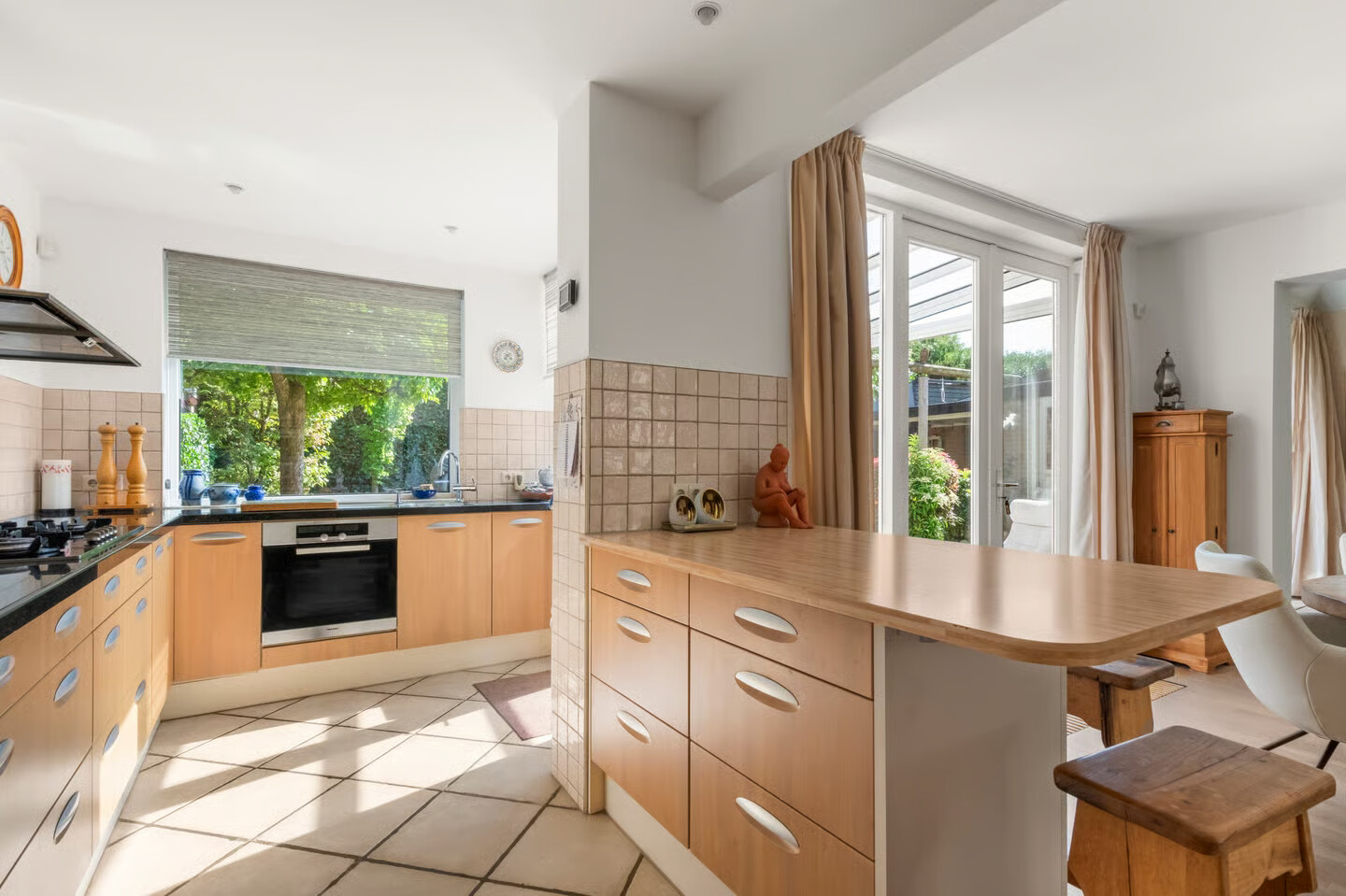 Hoekwoning te koop: Evert Cornelislaan 24, Bilthoven