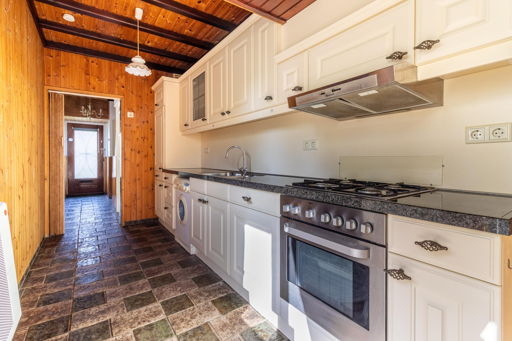 Hoekwoning te koop: Rembrandtlaan 22, Baarn