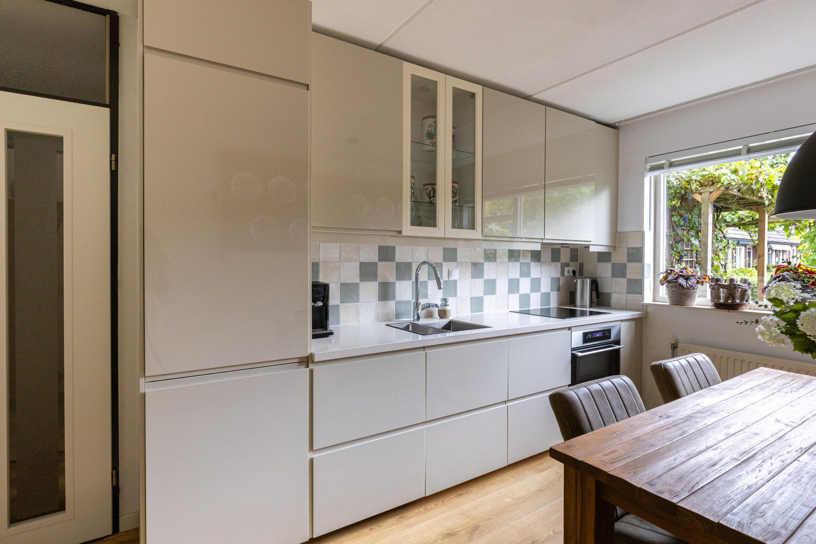 Tussenwoning te koop: van Neslaan 5, Baarn