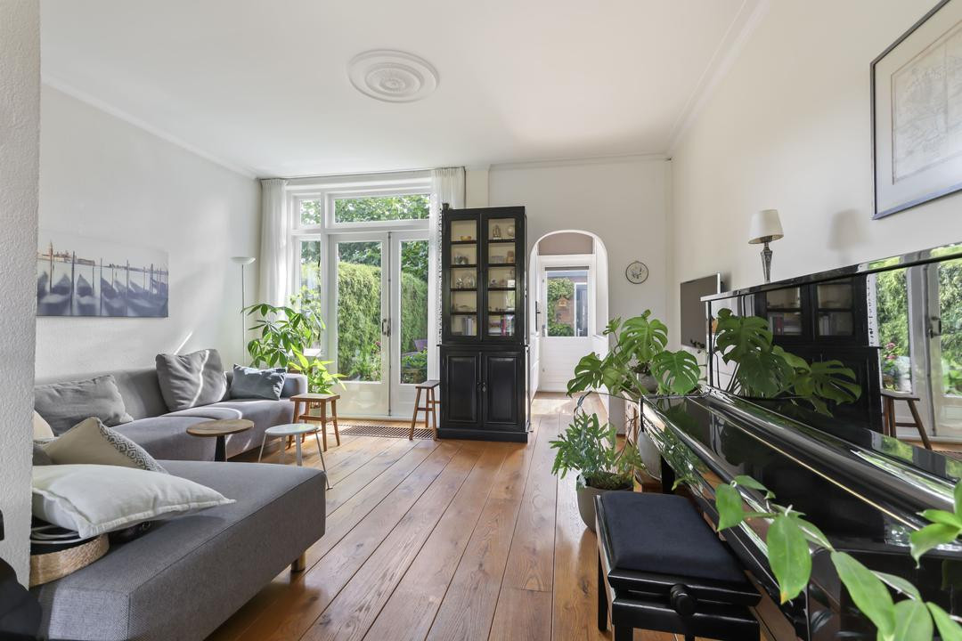 Tussenwoning te koop: Wijkamplaan 31, Baarn