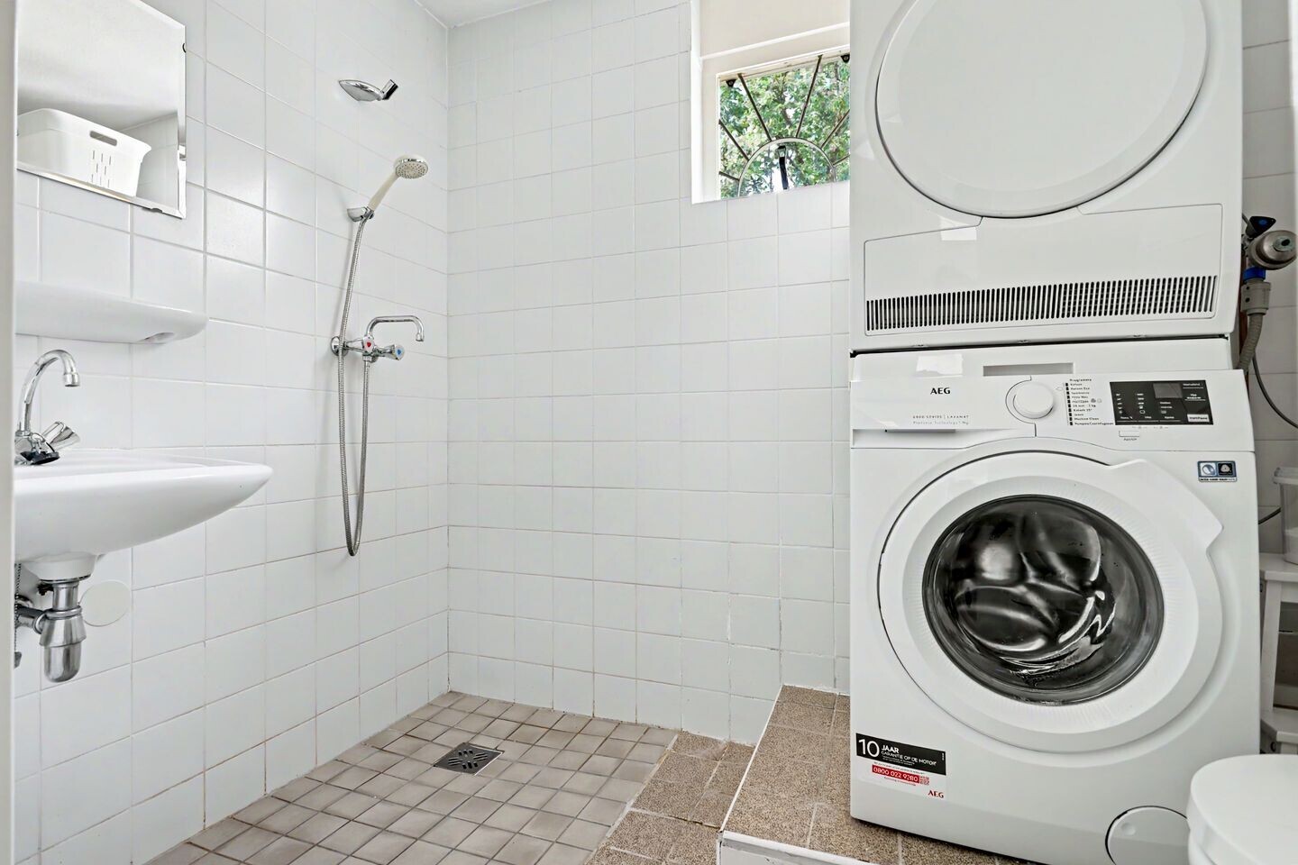 Tussenwoning te koop: Zwanenweide 34, Baarn