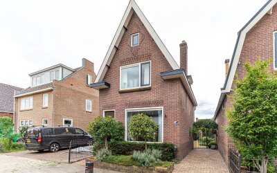 Koningin Emmastraat 6