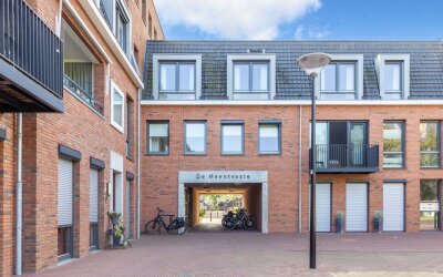 De Meent 18