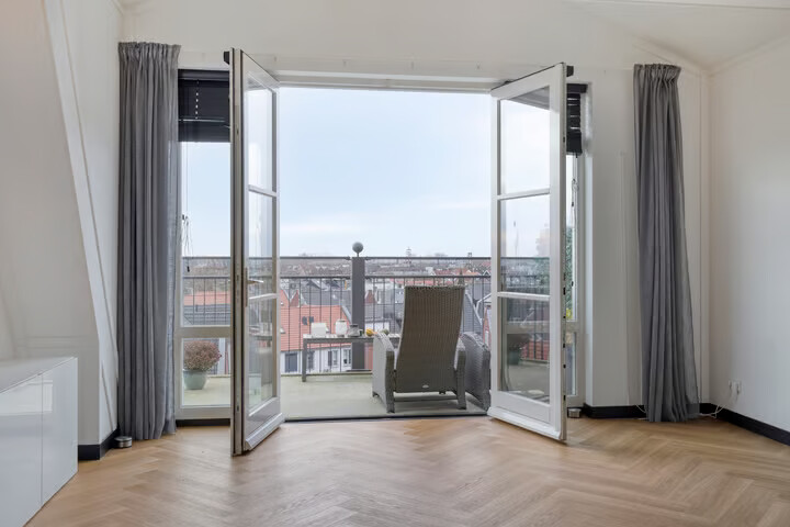 Appartement te koop: Zuiderzeeboulevard 61, Bunschoten-Spakenburg