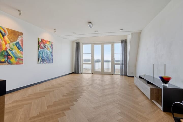 Appartement te koop: Zuiderzeeboulevard 61, Bunschoten-Spakenburg