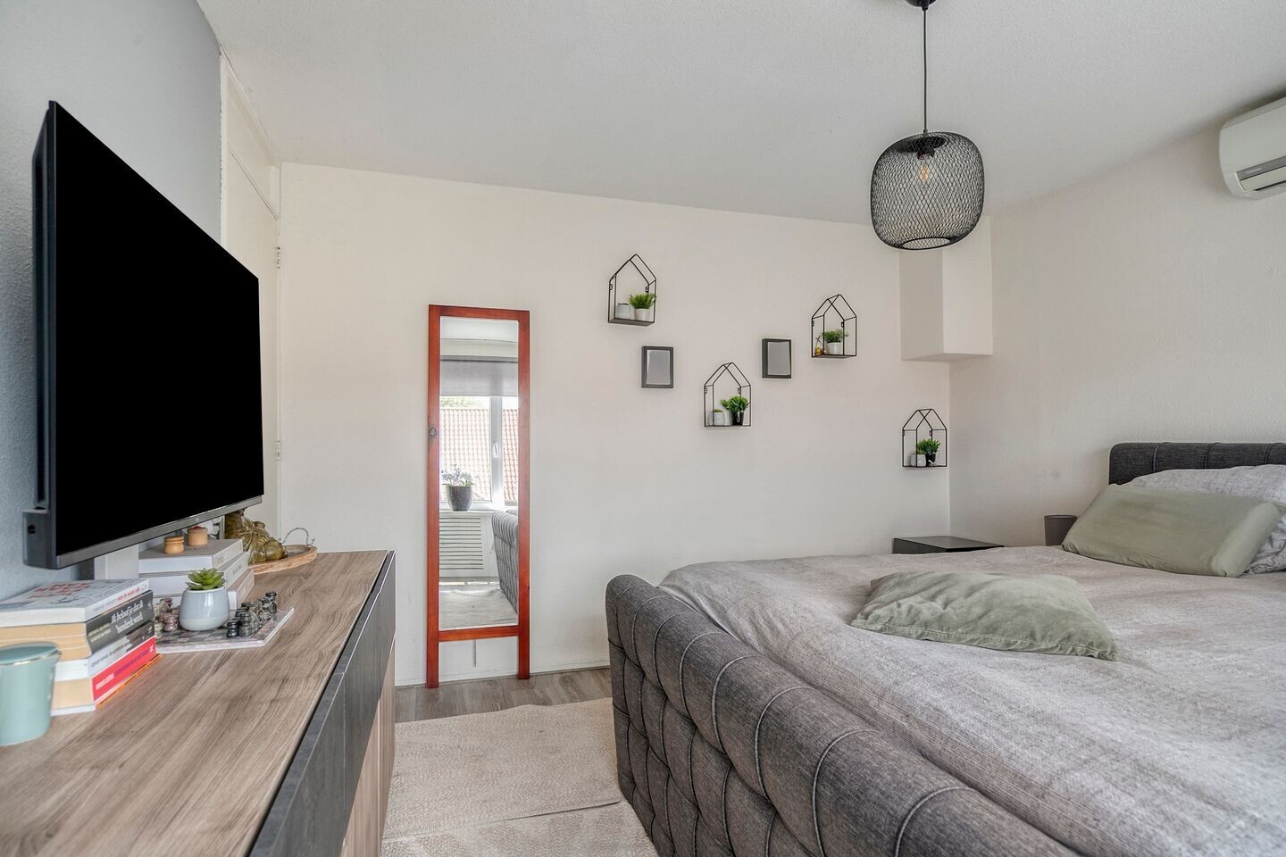 Hoekwoning te koop: Johannes Vermeerstraat 12, Bunschoten-Spakenburg