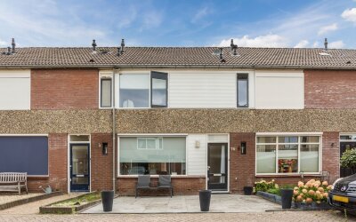 Cor Keestraat 16