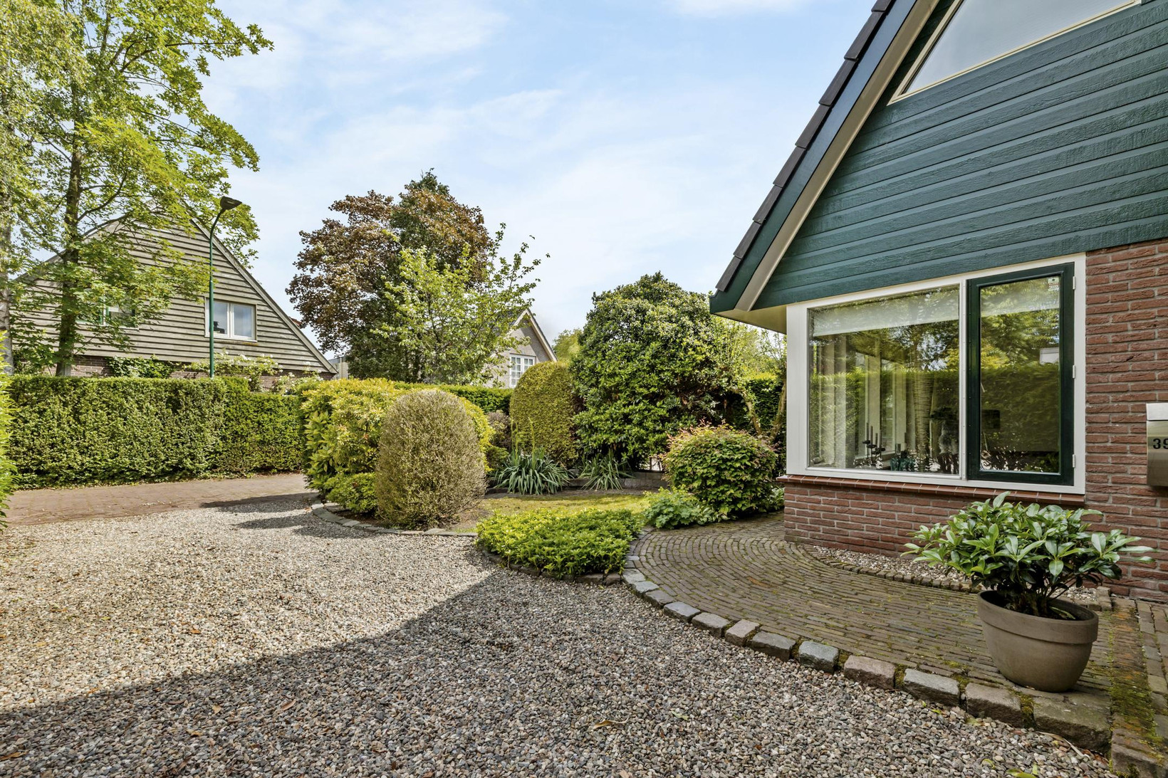Hoekwoning te koop: Nieuweweg 39C, Eemnes