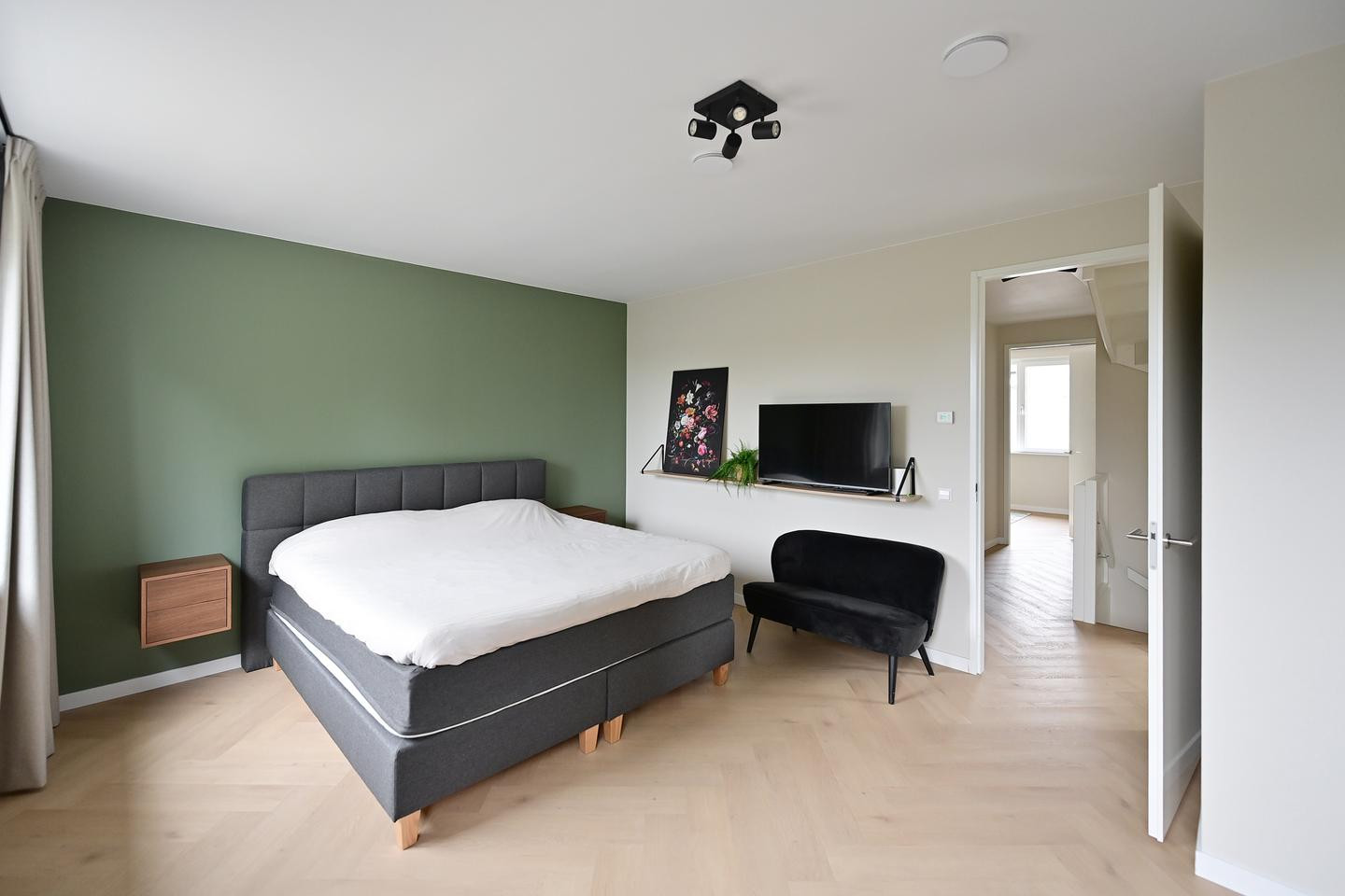 Tussenwoning te koop: Hiltlaan 21, Eemnes