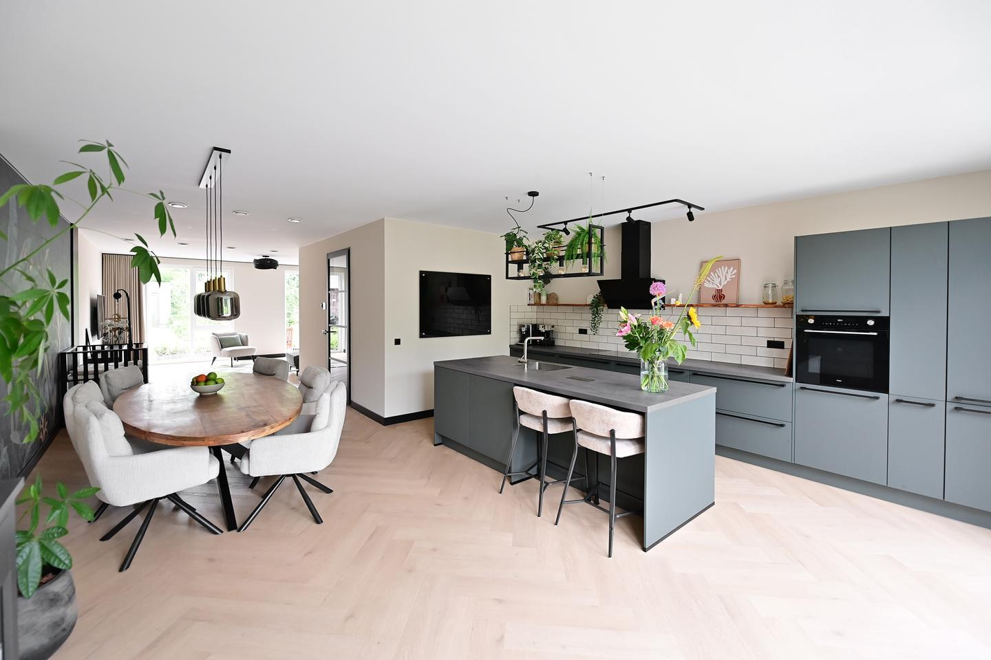 Tussenwoning te koop: Hiltlaan 21, Eemnes
