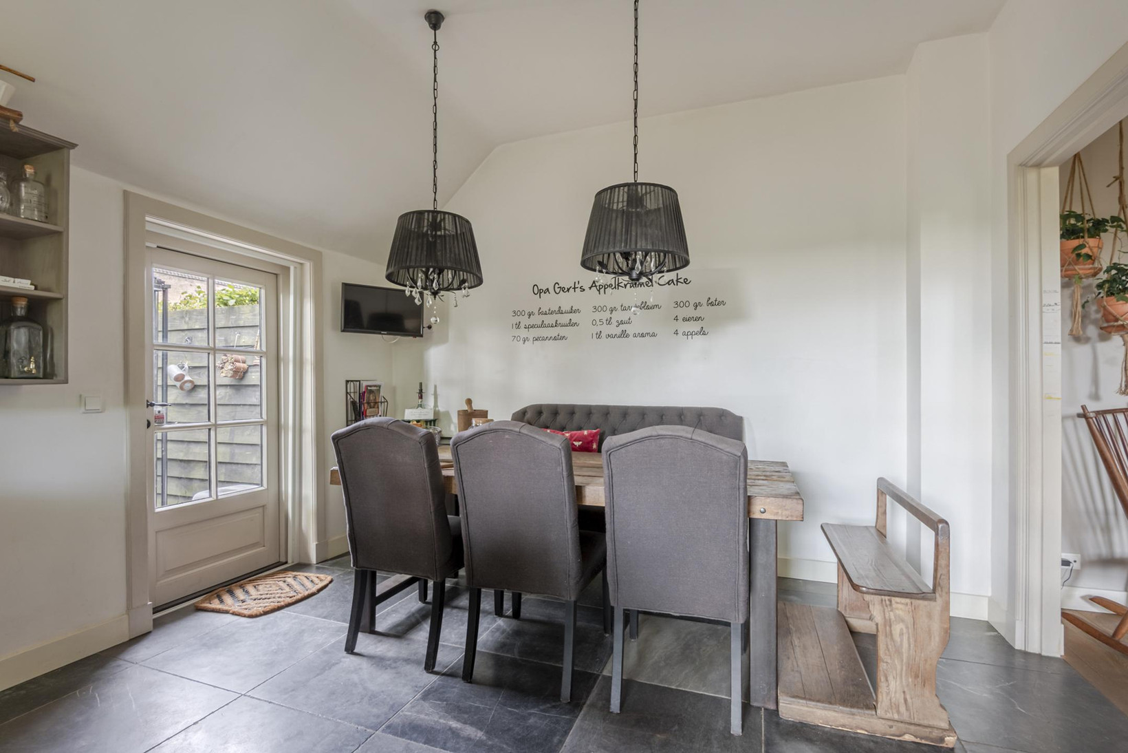 Appartement te koop: Wakkerendijk 102, Eemnes