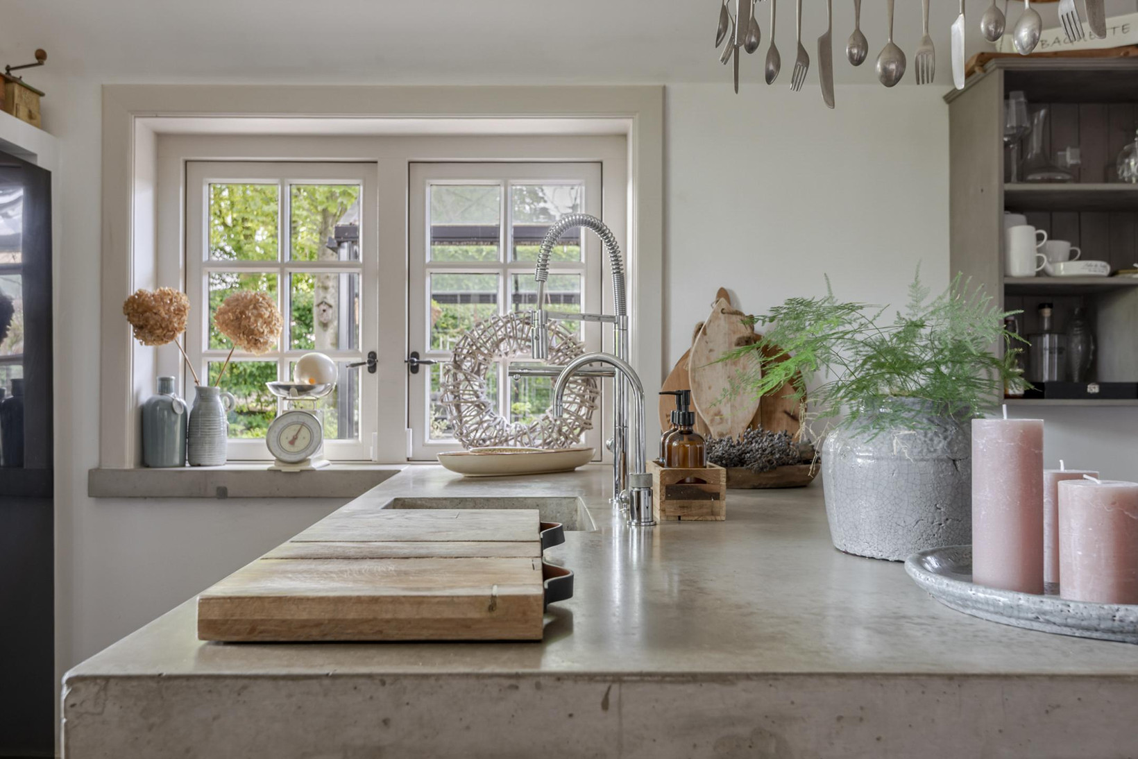 Appartement te koop: Wakkerendijk 102, Eemnes