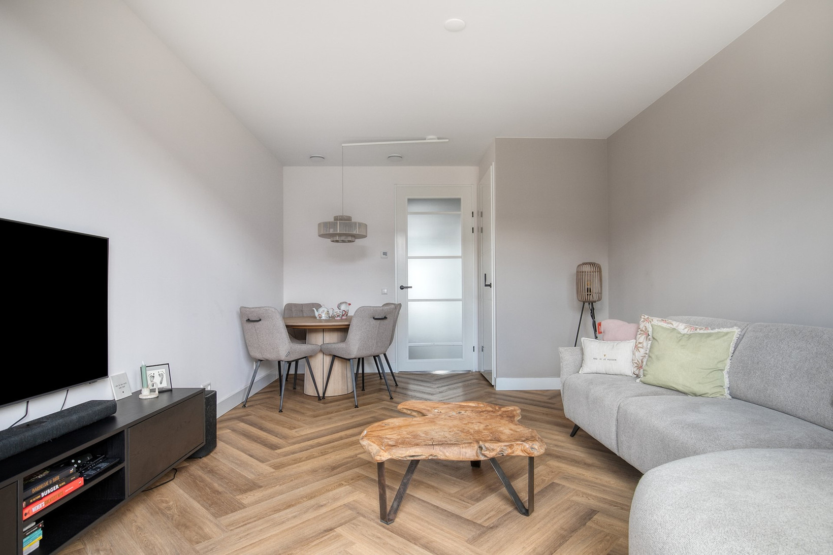 Tussenwoning te koop: Blomsingel 41, Eemnes