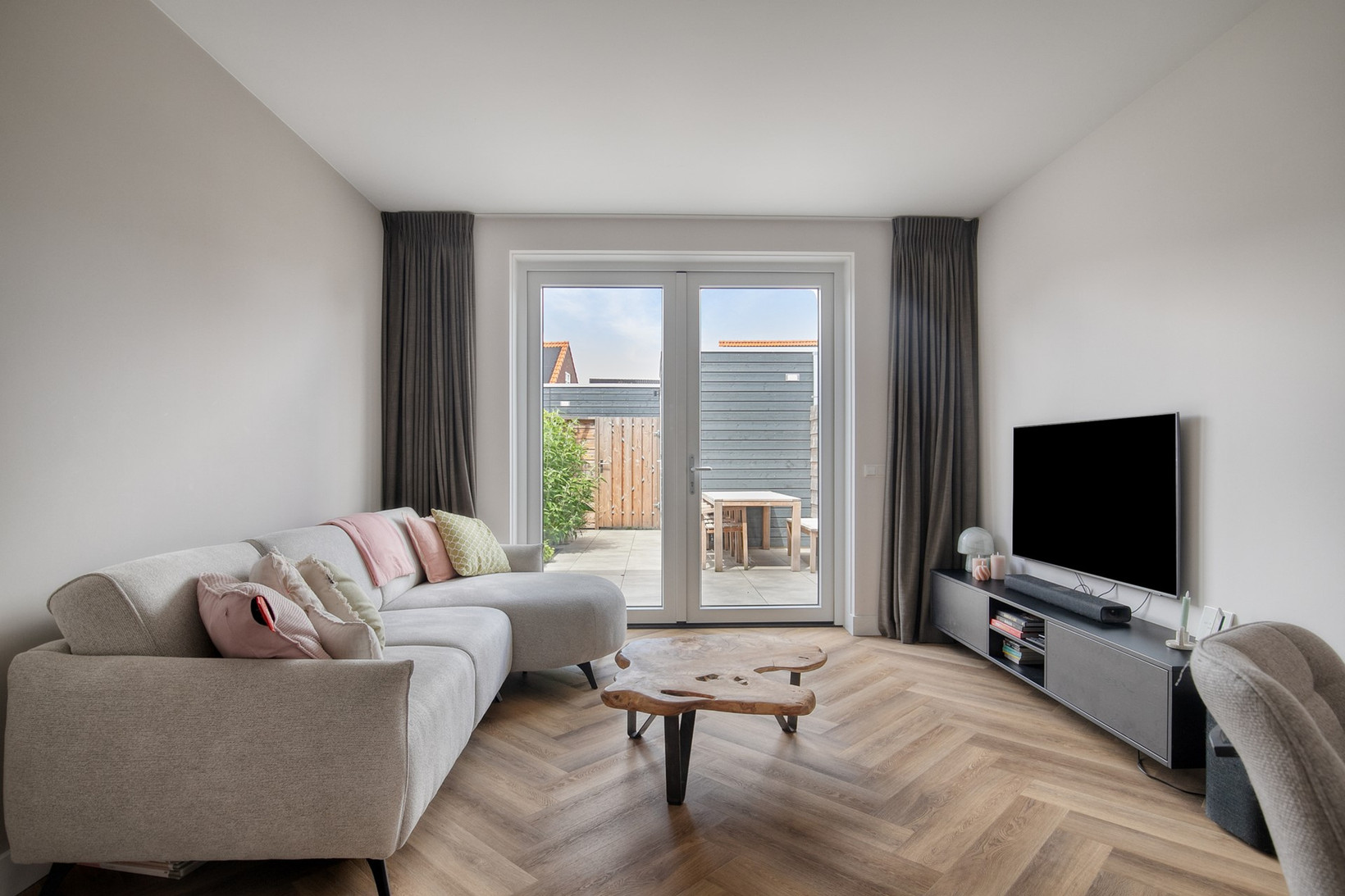 Tussenwoning te koop: Blomsingel 41, Eemnes