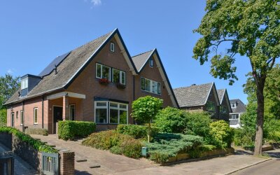 Jac. van Looylaan 10