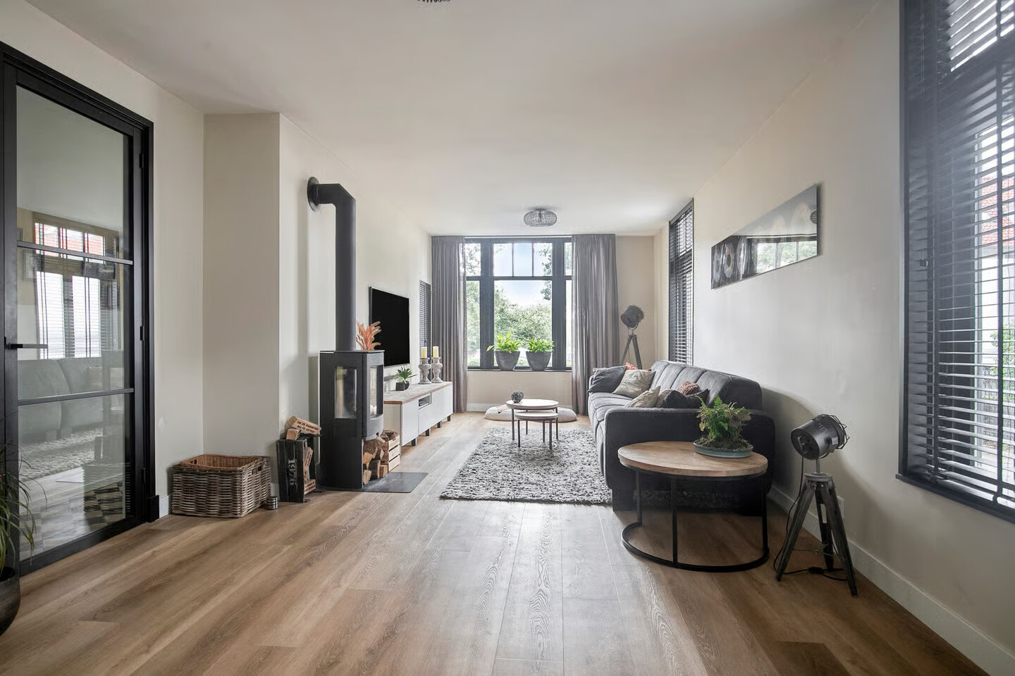 Twee-onder-één-kap te koop: Middelwijkstraat 26, Soest