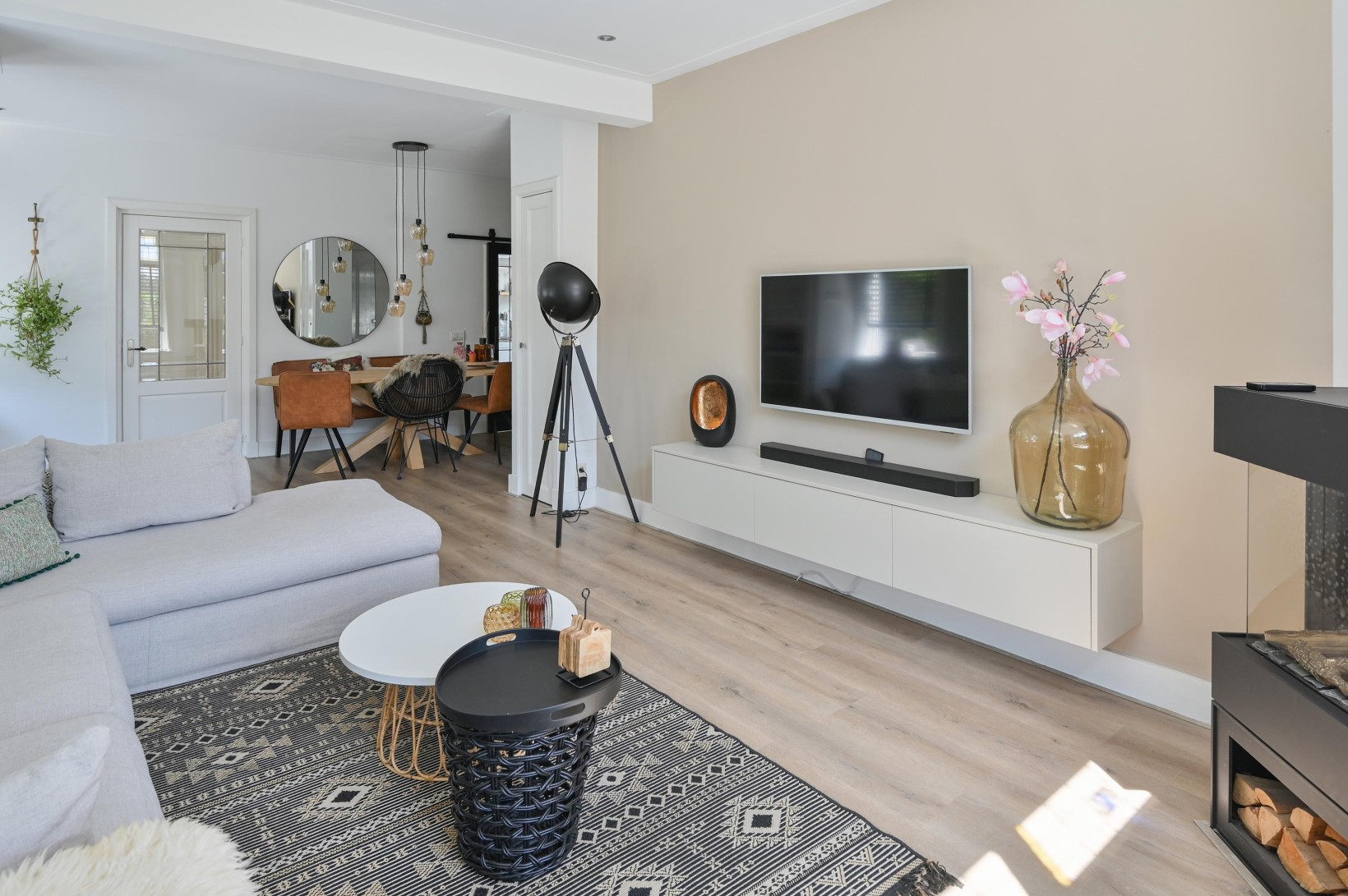 Twee-onder-één-kap te koop: Molenstraat 136, Soest