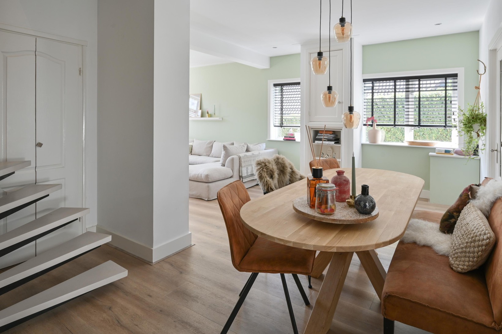 Twee-onder-één-kap te koop: Molenstraat 136, Soest