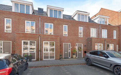 van Angerenstraat 17