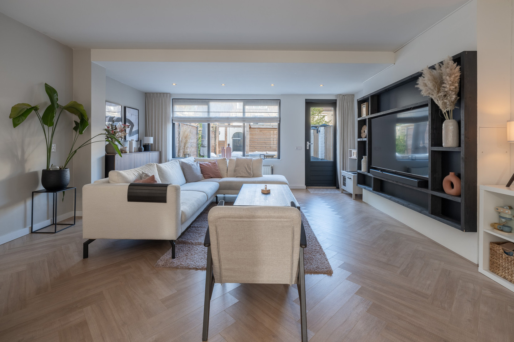 Tussenwoning te koop: Wethouder Rebellaan 118, Barneveld