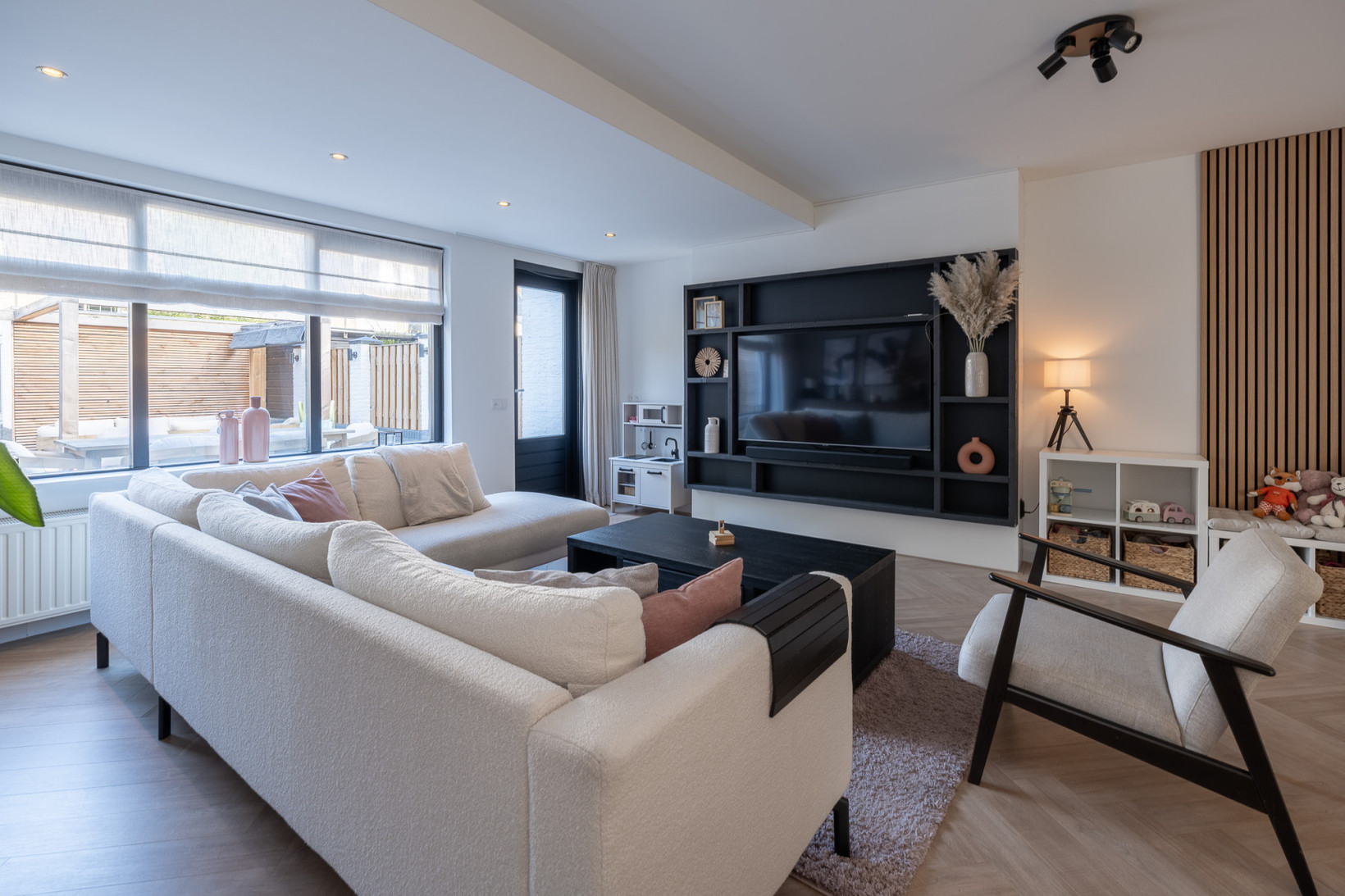 Tussenwoning te koop: Wethouder Rebellaan 118, Barneveld