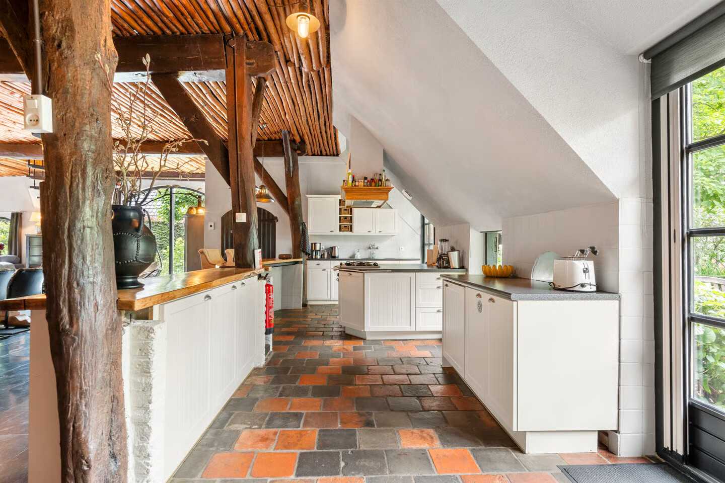 Twee-onder-één-kap te koop: Valkseweg 198, Barneveld