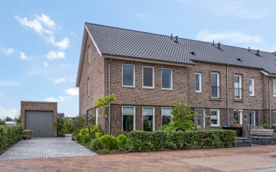 G. van den Bornstraat 2