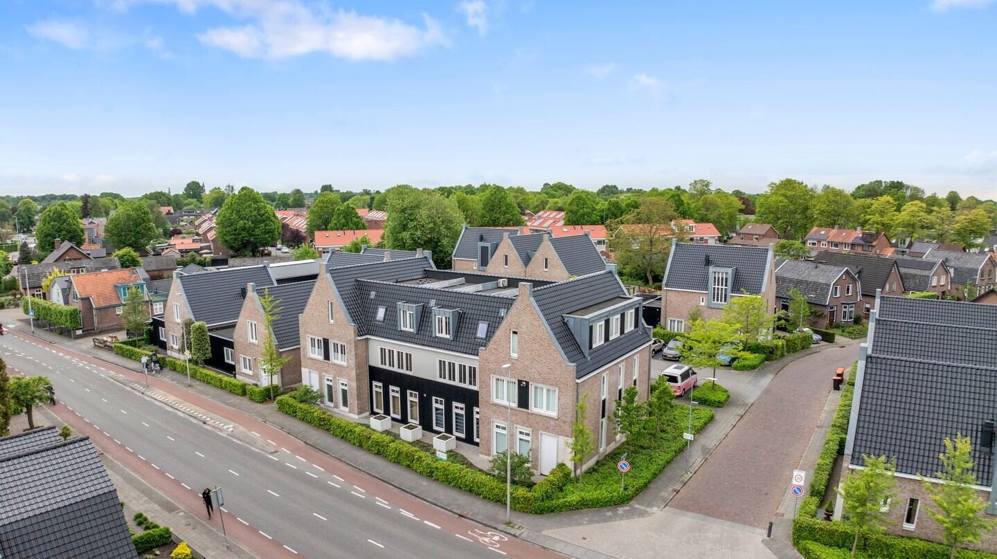 Tussenwoning te koop: Jonkershof 2, Barneveld