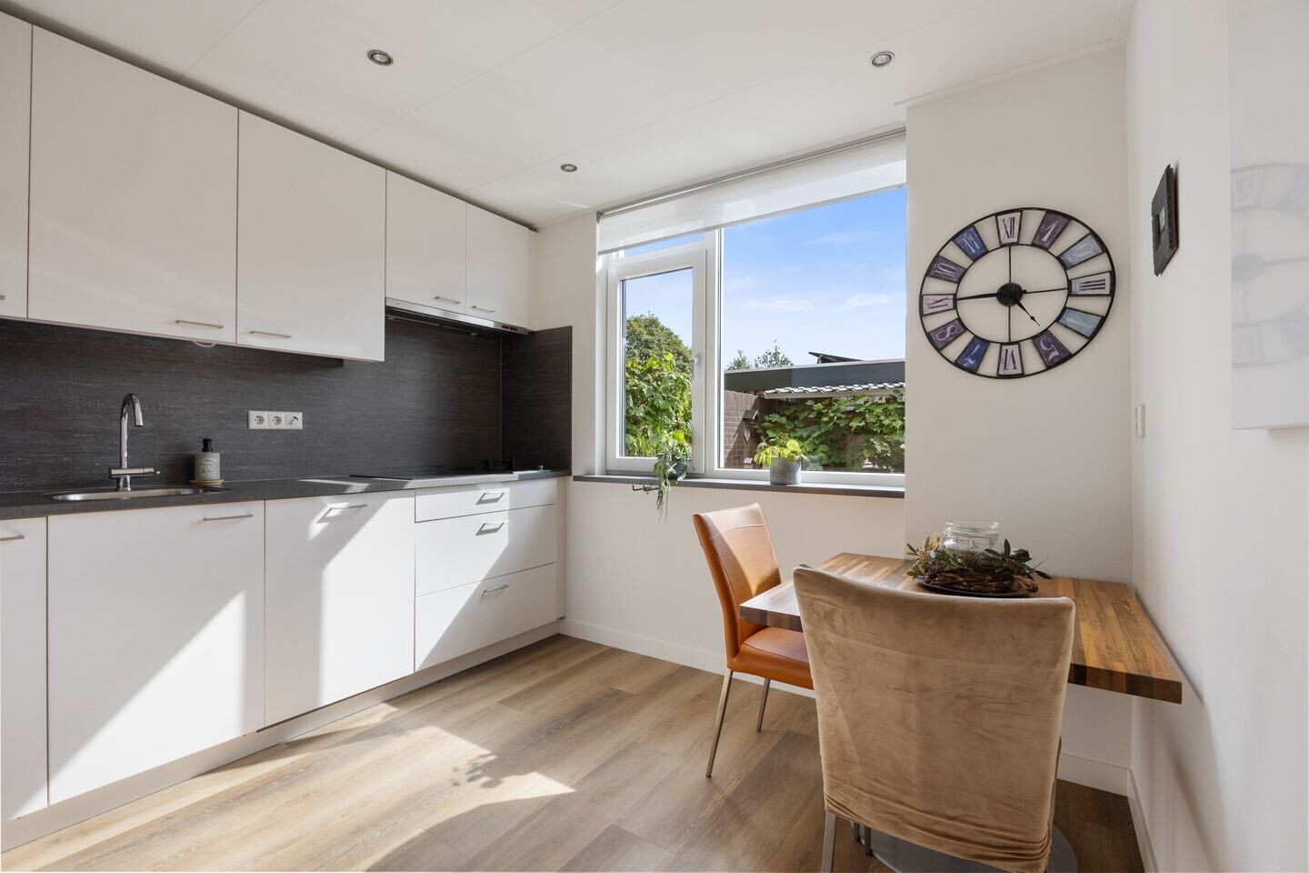 Tussenwoning te koop: De Cotelaer 64, Barneveld