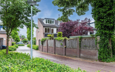 Neerijnen 27