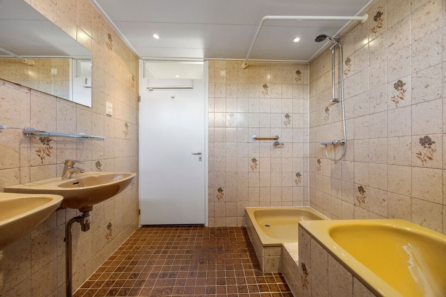 Tussenwoning te koop: Molecaten 107, Barneveld