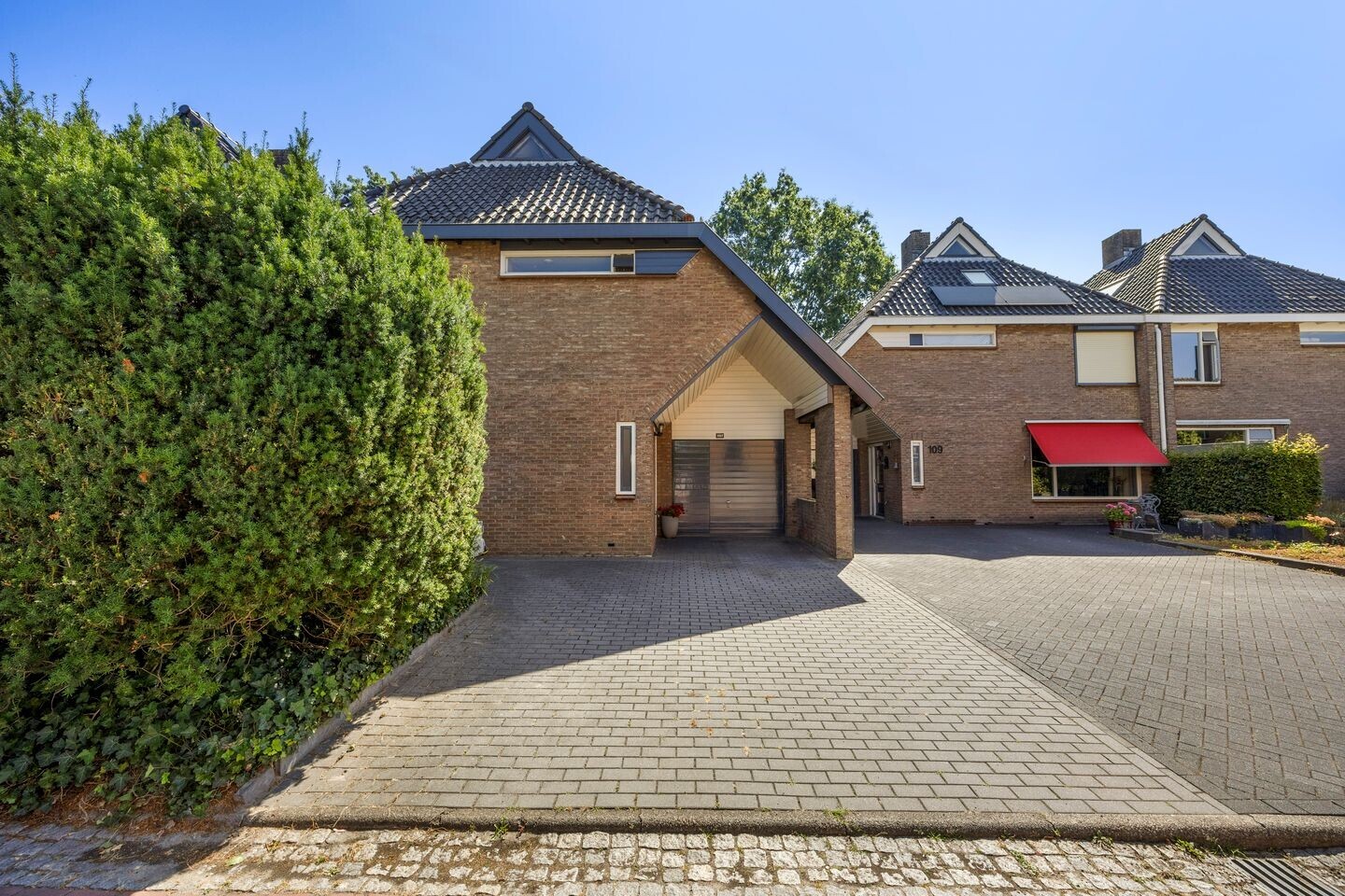 Tussenwoning te koop: Molecaten 107, Barneveld