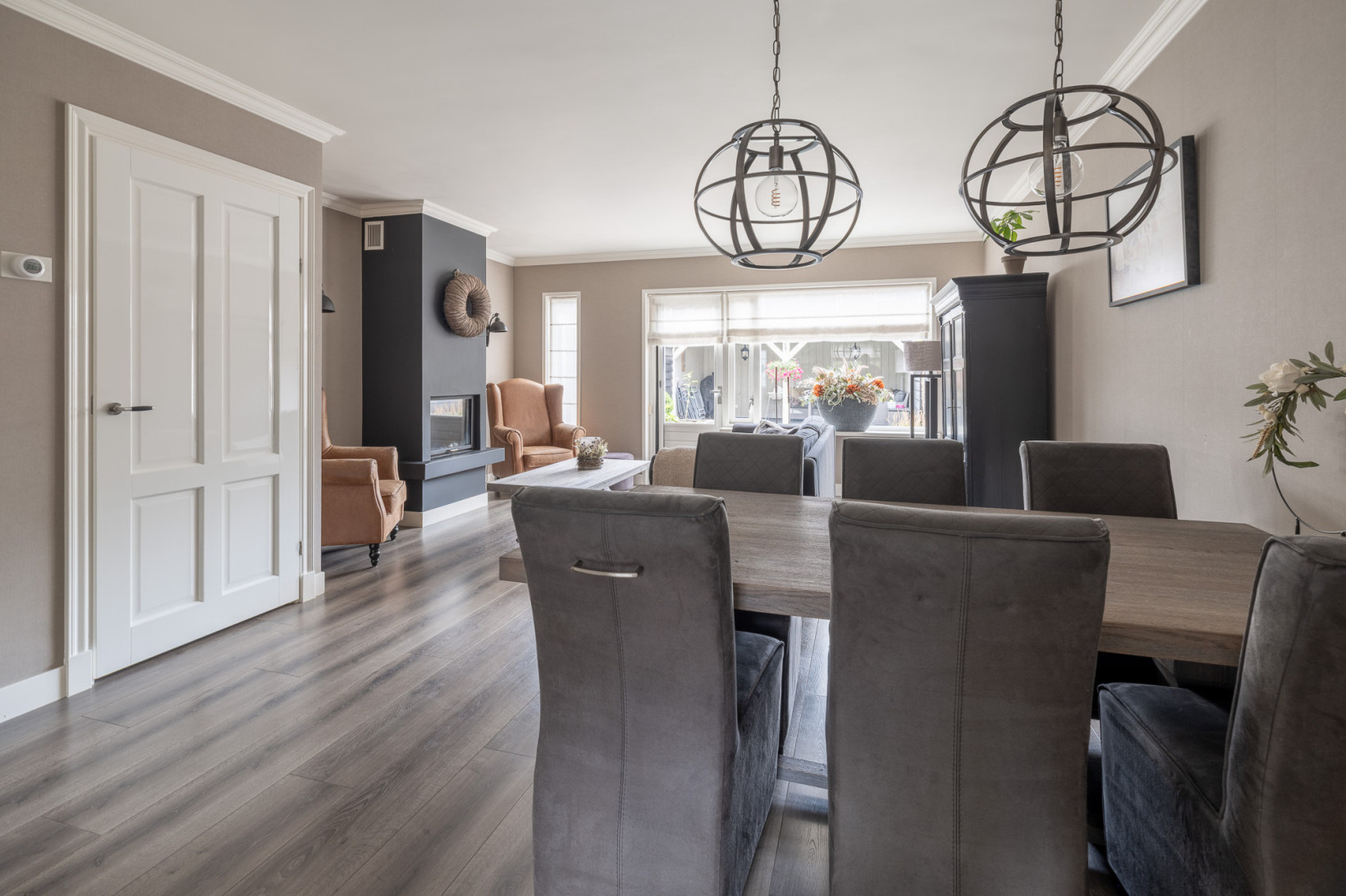 Hoekwoning te koop: Molecaten 42, Barneveld