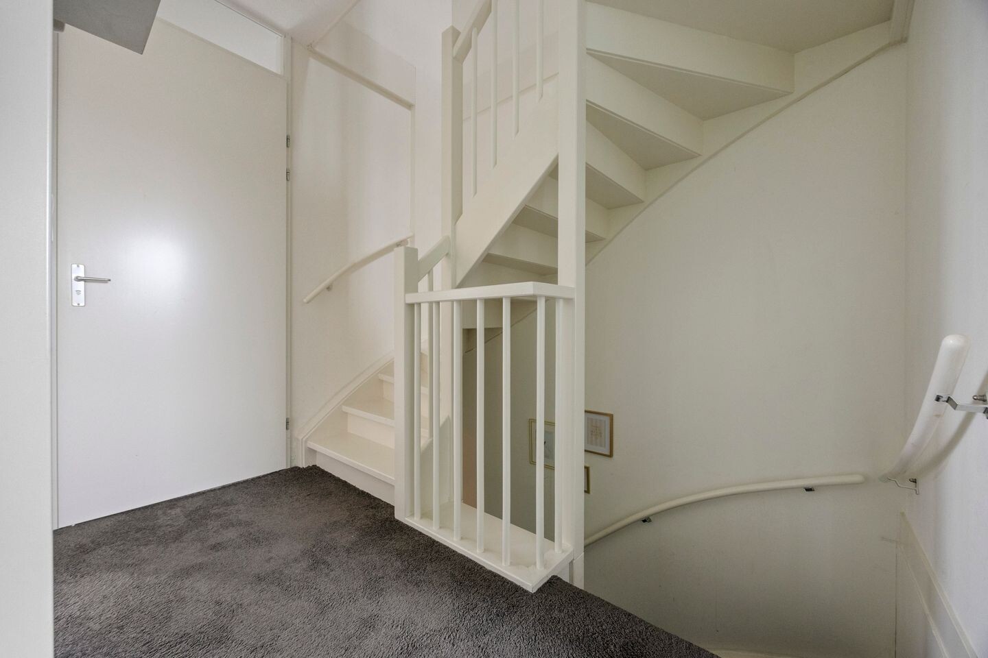 Tussenwoning te koop: Vellerselaan 100, Barneveld