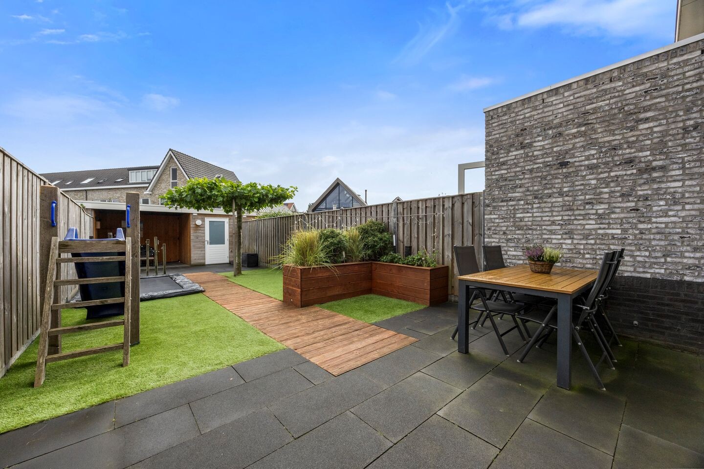 Tussenwoning te koop: Vellerselaan 100, Barneveld