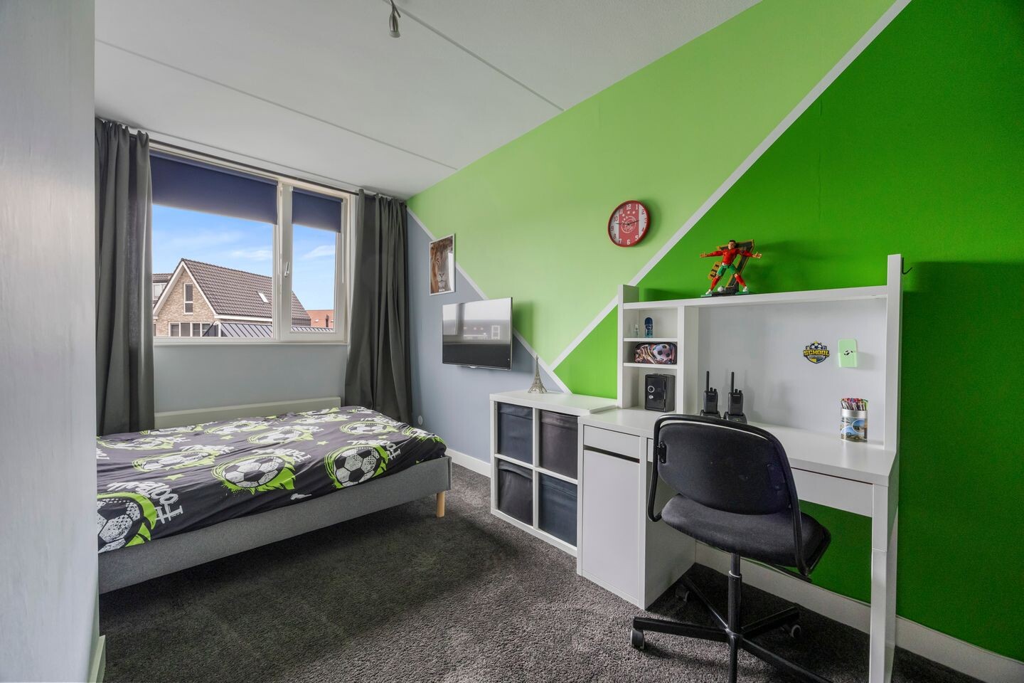 Tussenwoning te koop: Vellerselaan 100, Barneveld