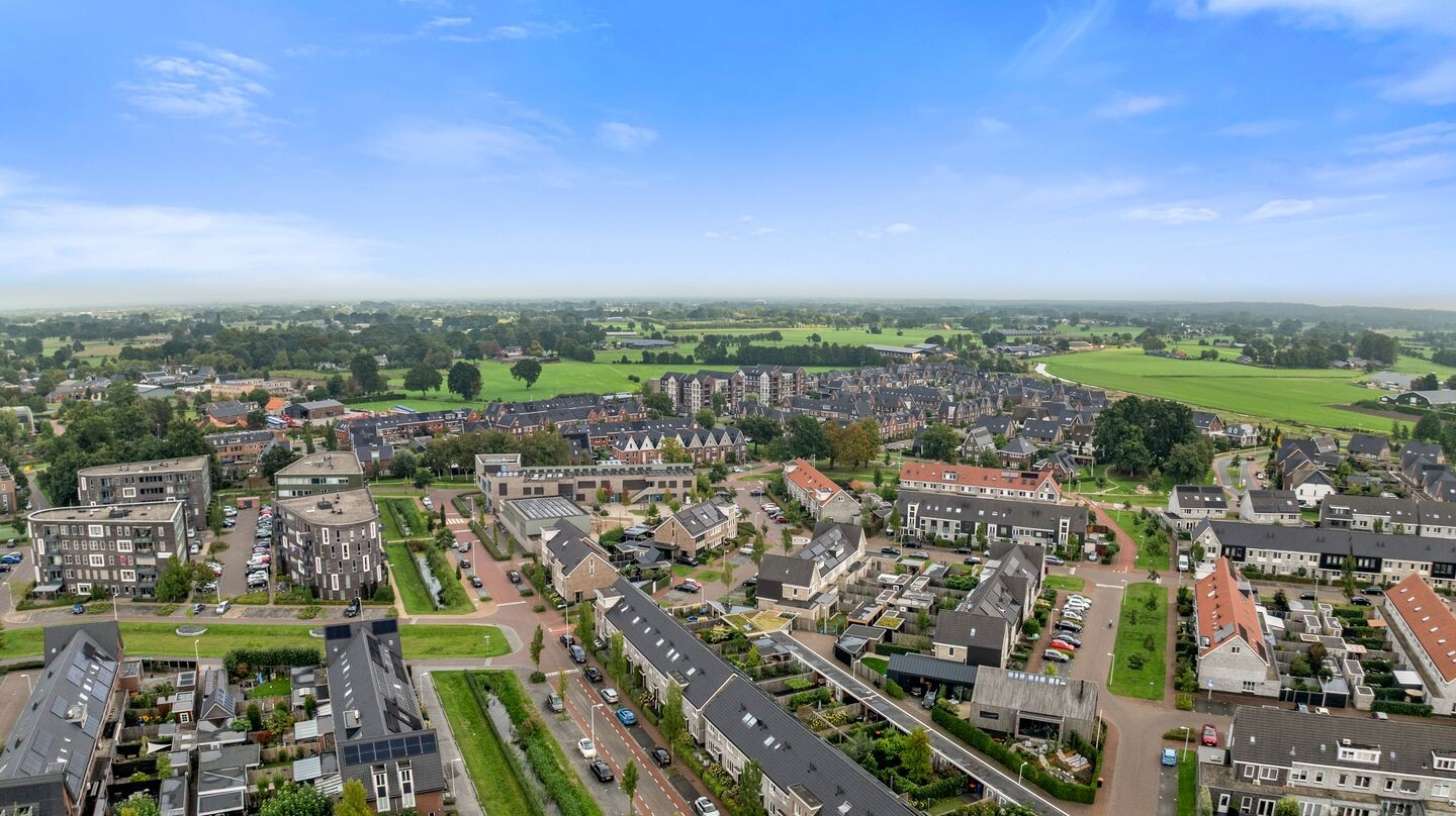 Tussenwoning te koop: Vellerselaan 100, Barneveld