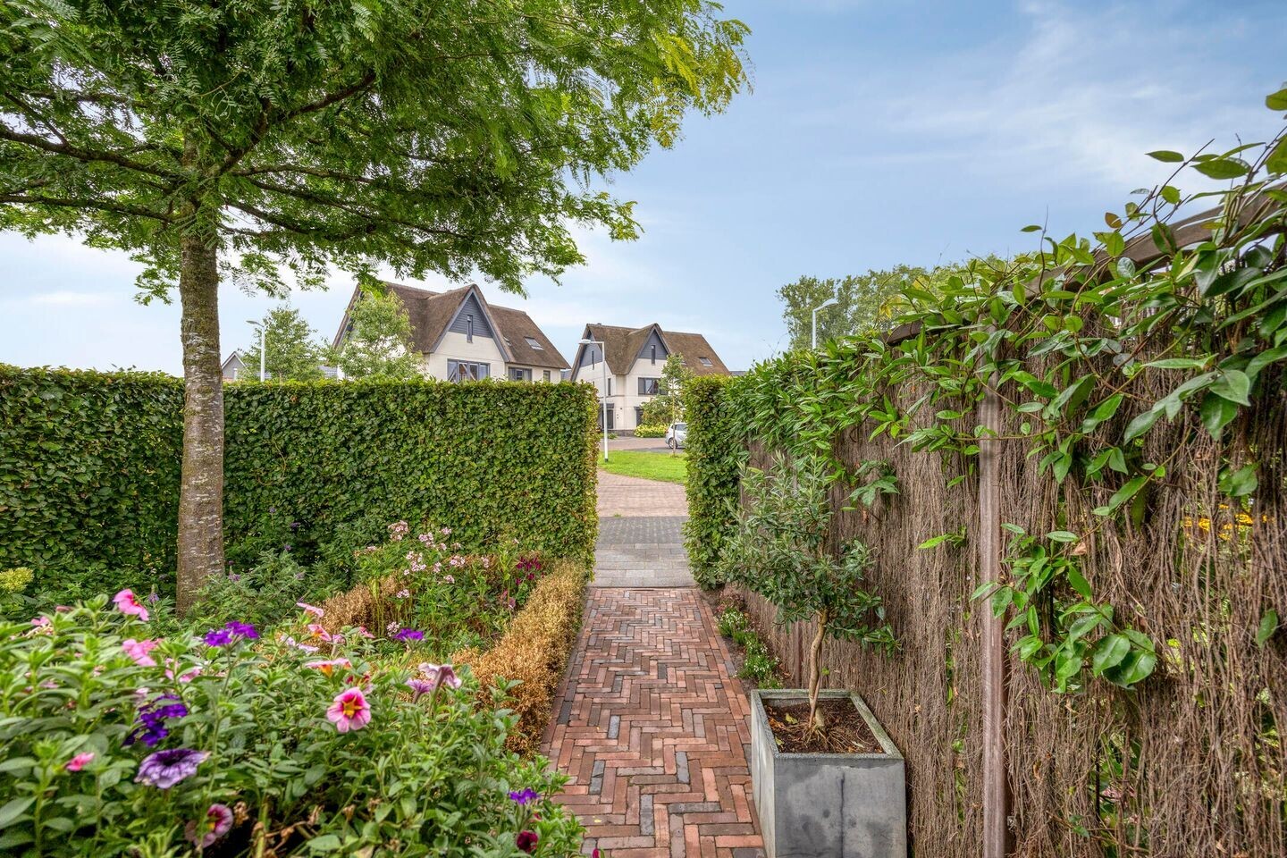 Hoekwoning te koop: Brahmalaan 1, Barneveld