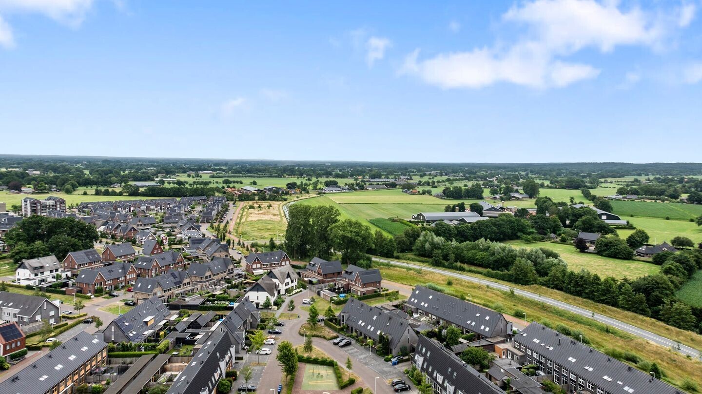Tussenwoning te koop: Brahmalaan 7, Barneveld