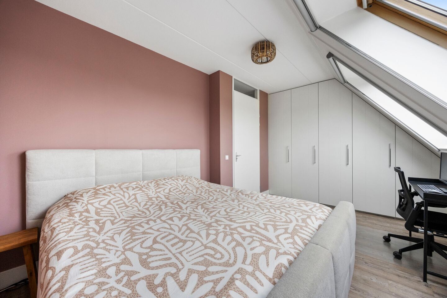 Tussenwoning te koop: Brahmalaan 7, Barneveld