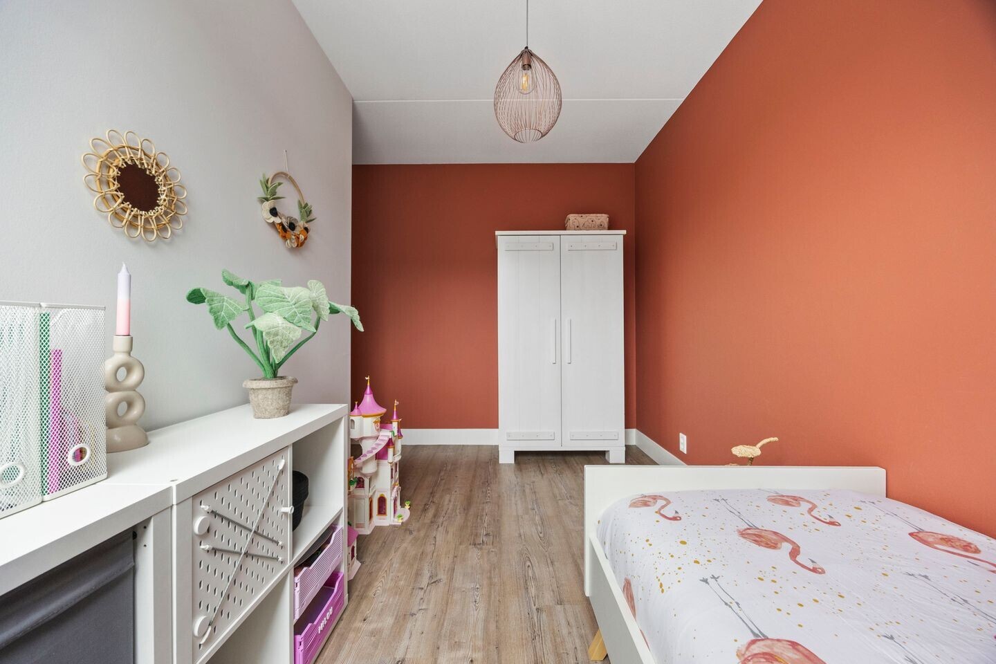 Tussenwoning te koop: Brahmalaan 7, Barneveld
