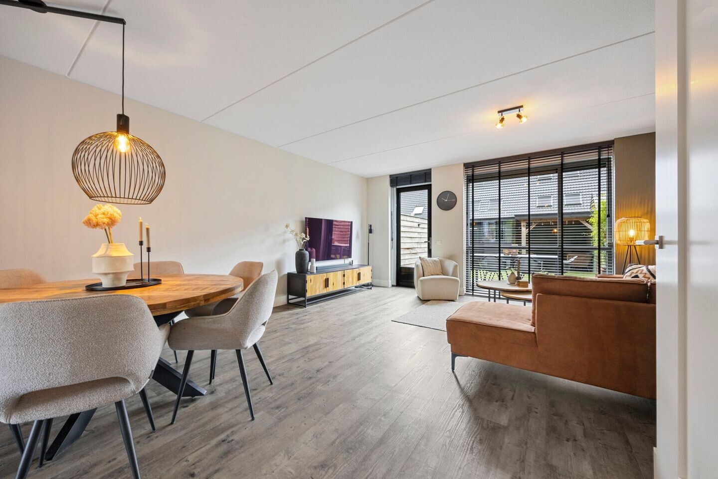 Tussenwoning te koop: Brahmalaan 7, Barneveld