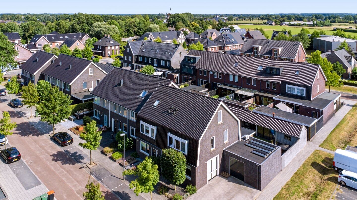 Tussenwoning te koop: De Wiek 50, Kootwijkerbroek