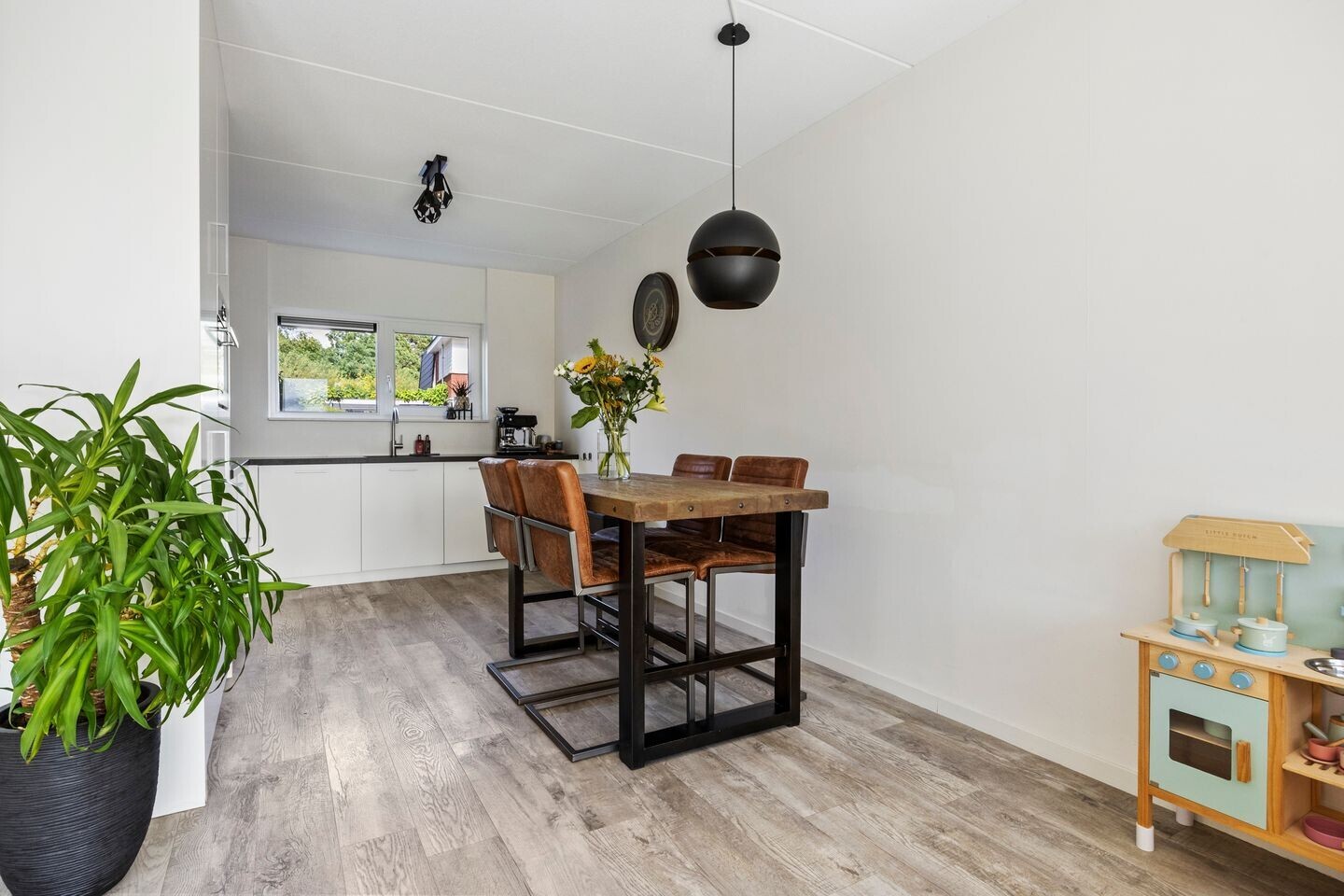 Tussenwoning te koop: Boeijenkamp 66, Voorthuizen