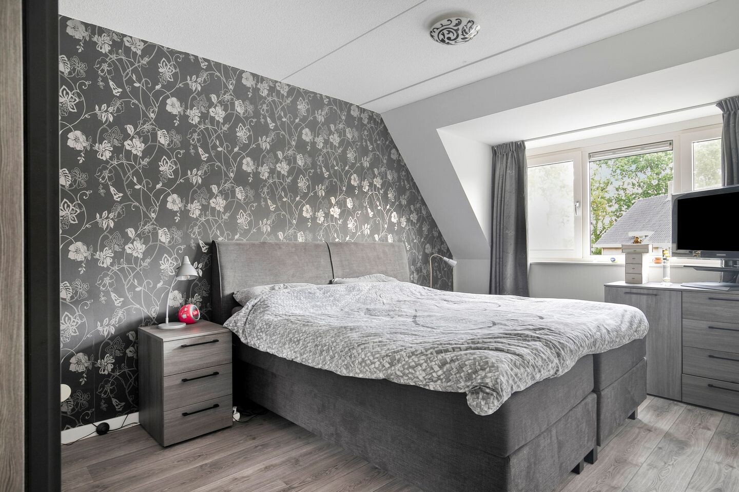 Tussenwoning te koop: Ruurd Visserstraat 66, Achterveld