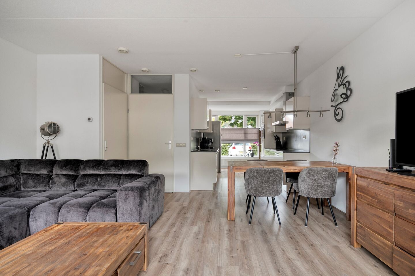 Tussenwoning te koop: Ruurd Visserstraat 66, Achterveld