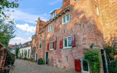 Muurhuizen 107