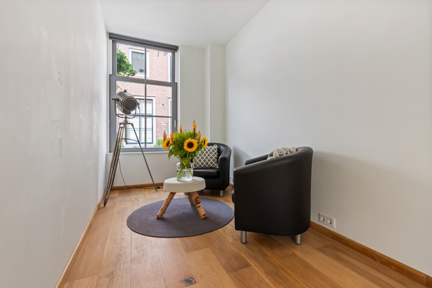 Tussenwoning te koop: Muurhuizen 123, Amersfoort