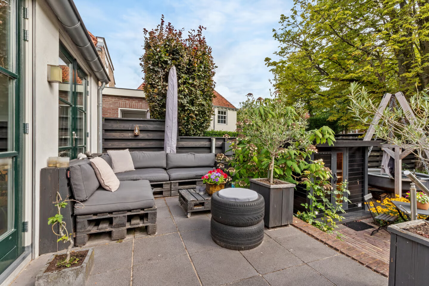 Tussenwoning te koop: Muurhuizen 123, Amersfoort